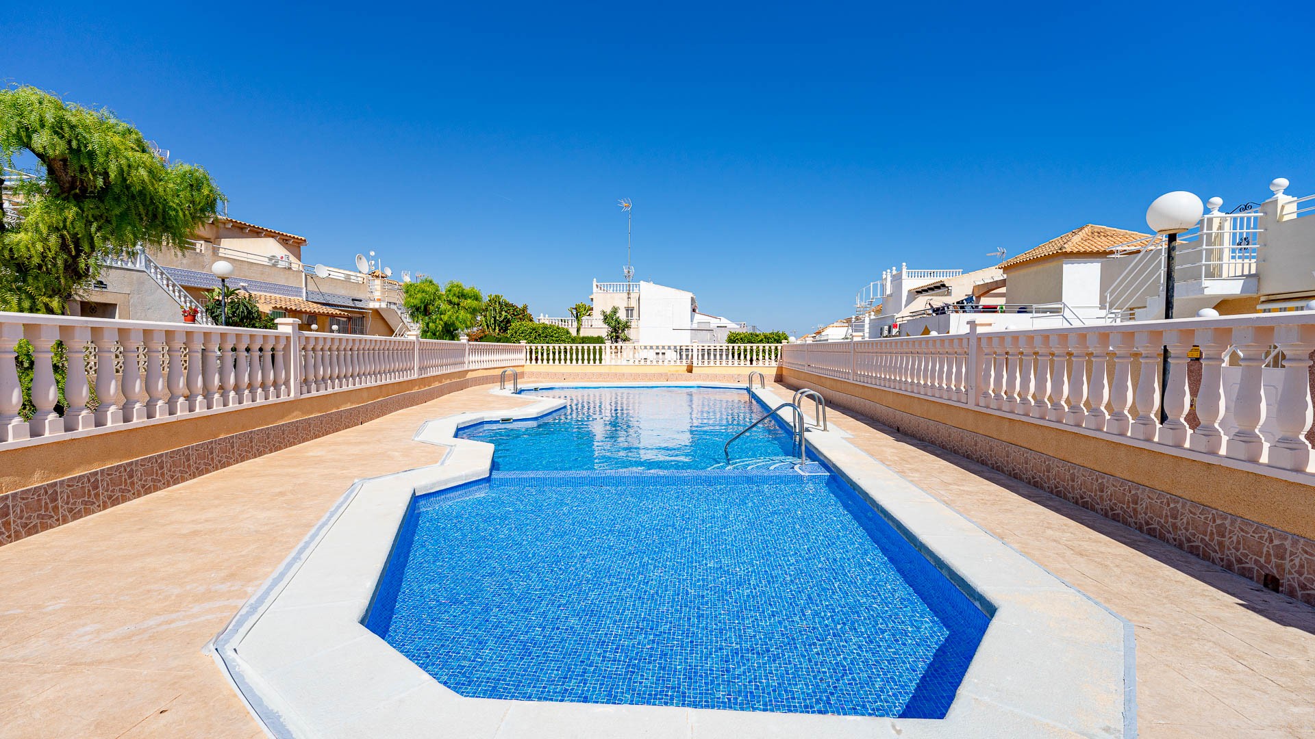 For sale - 2 Bedroom 1 Bathroom Townhouse in Los Altos - Los Altos  - Alicante