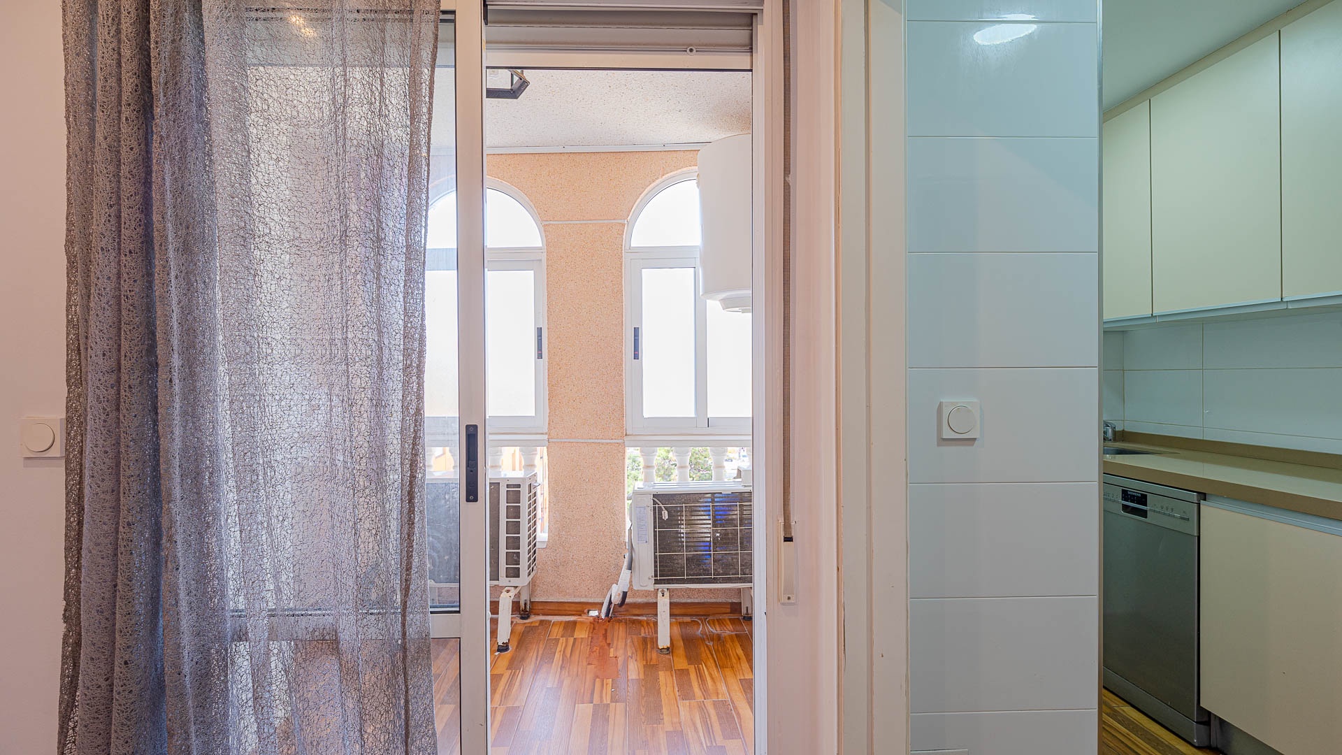 For sale - 2 Bedroom 1 Bathroom Apartament in Torrevieja - Torrevieja  - Alicante