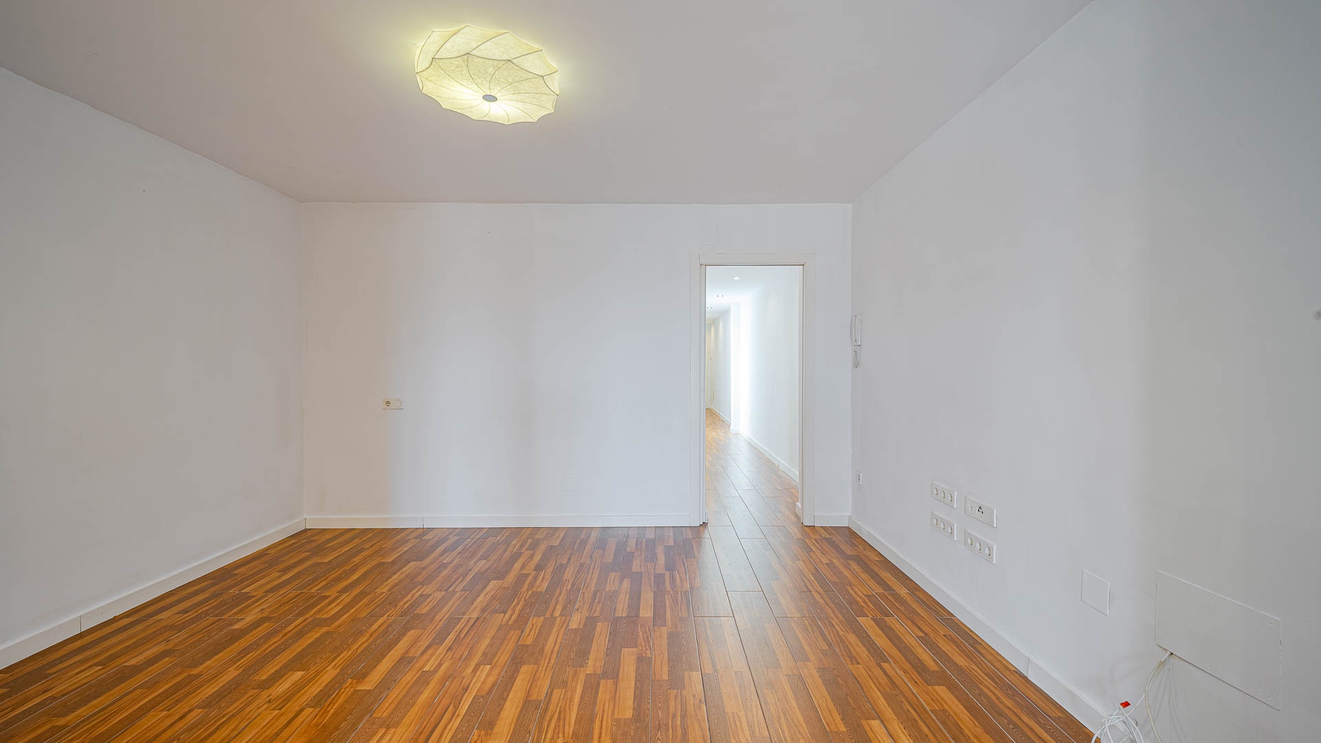 For sale - 2 Bedroom 1 Bathroom Apartament in Torrevieja - Torrevieja  - Alicante