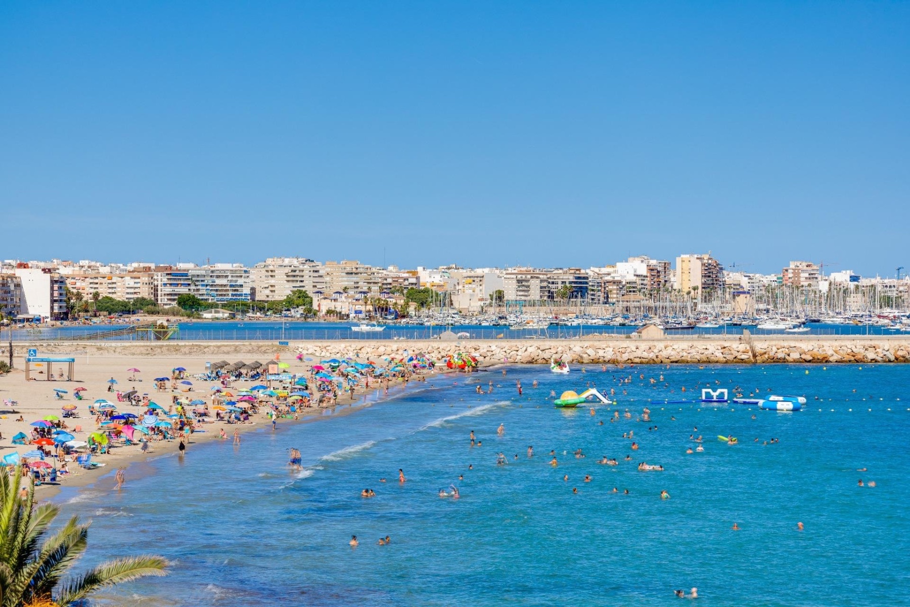 For sale - 2 Bedroom 1 Bathroom Apartament in Torrevieja - Torrevieja  - Alicante