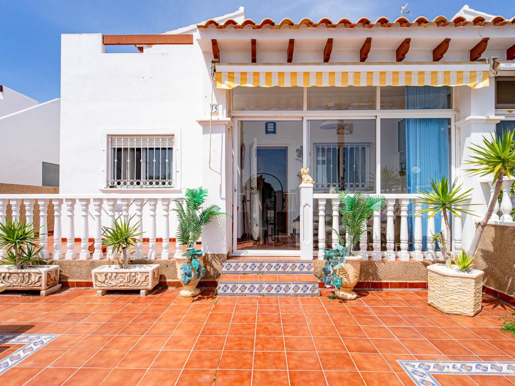 3 Bedroom 2 Bathroom Quad in Punta Prima