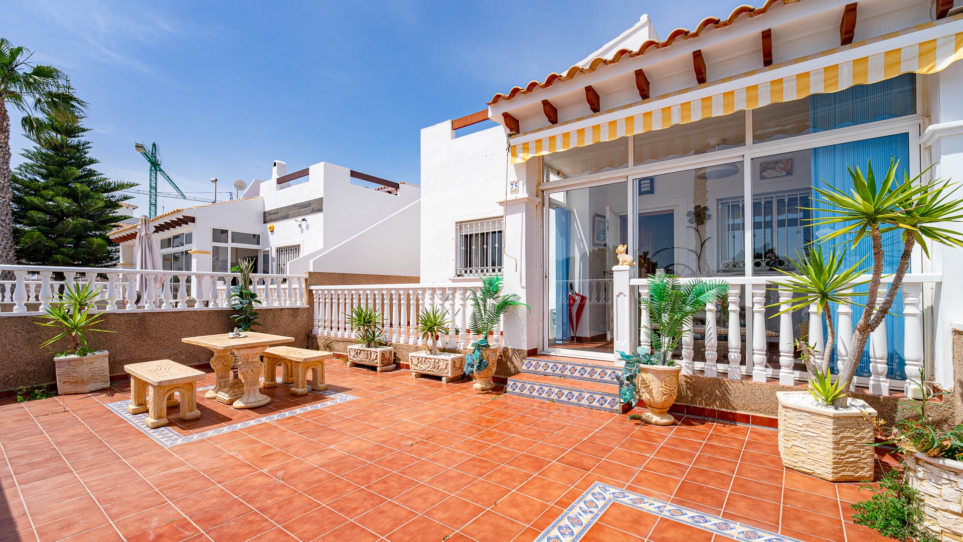 For sale - 3 Bedroom 2 Bathroom Quad in Punta Prima - Punta Prima  - Alicante