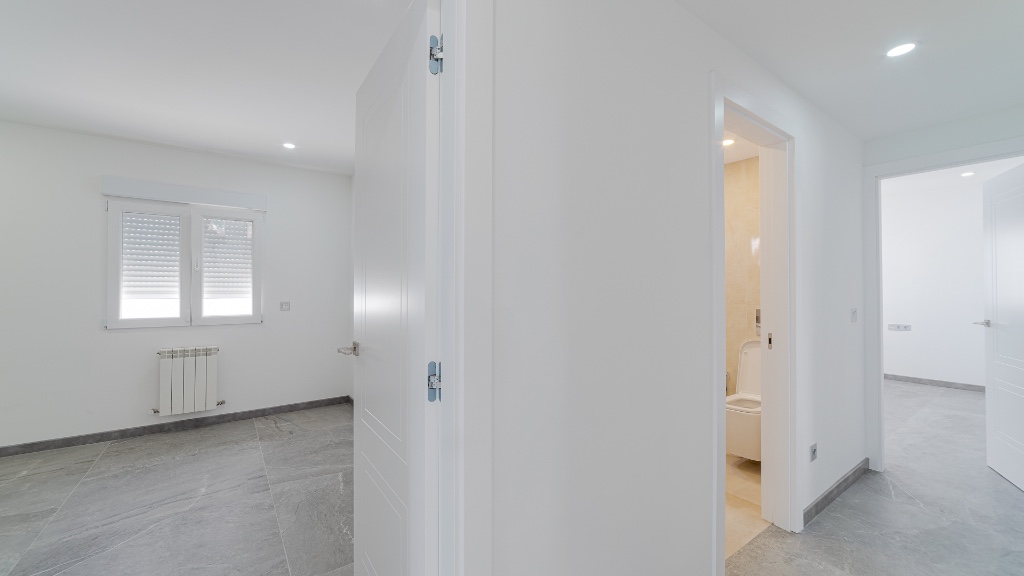 For sale - 6 Bedroom 3 Bathroom Villa in Los Balcones - Los Balcones  - Alicante