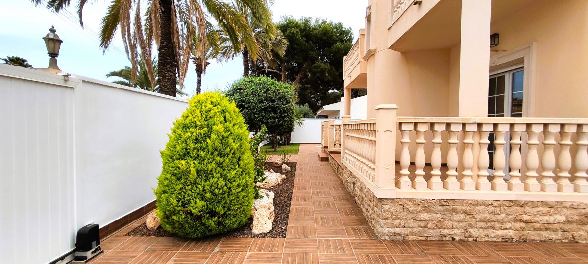 For sale - 4 Bedroom 4 Bathroom Villa in CABO ROIG - , CABO ROIG, Alicante, Spain - Alicante