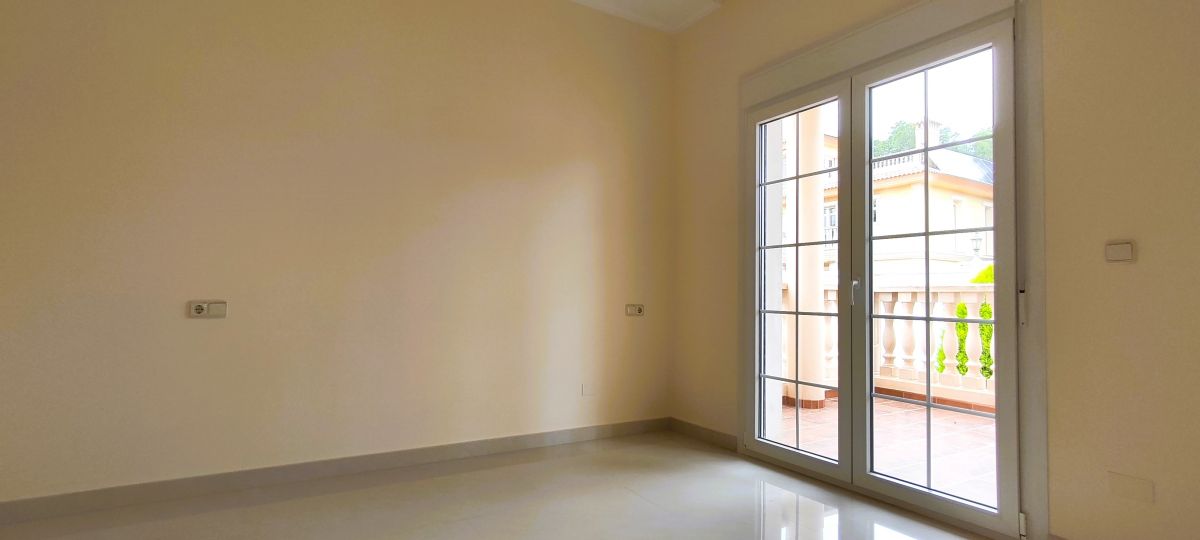 For sale - 4 Bedroom 4 Bathroom Villa in CABO ROIG - , CABO ROIG, Alicante, Spain - Alicante
