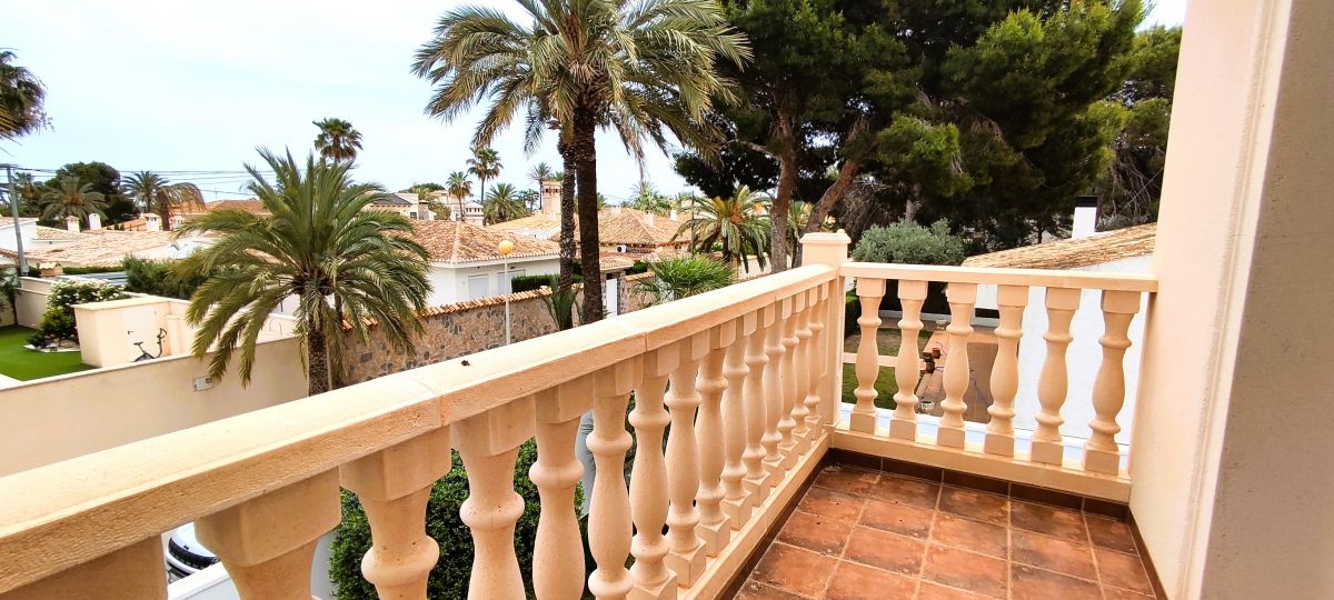 For sale - 4 Bedroom 4 Bathroom Villa in CABO ROIG - , CABO ROIG, Alicante, Spain - Alicante