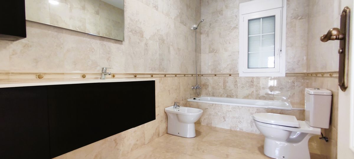 For sale - 4 Bedroom 4 Bathroom Villa in CABO ROIG - , CABO ROIG, Alicante, Spain - Alicante