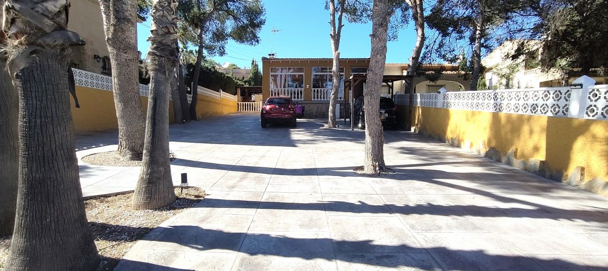 For sale - 2 Bedroom 2 Bathroom Semi Detached in LOS BALCONES - , LOS BALCONES, Alicante, Spain - Alicante