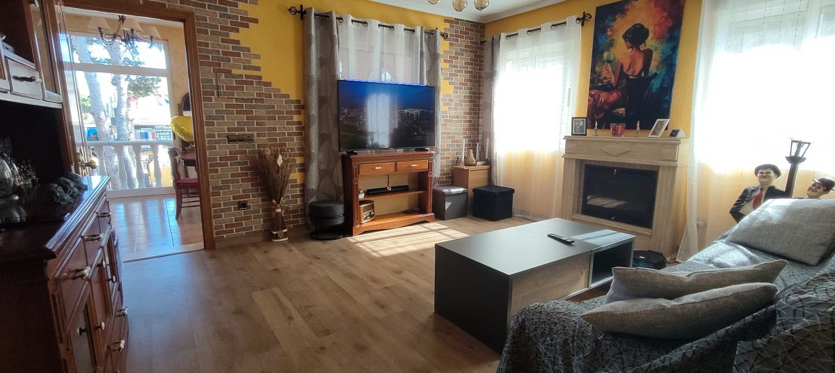 For sale - 2 Bedroom 2 Bathroom Semi Detached in LOS BALCONES - , LOS BALCONES, Alicante, Spain - Alicante