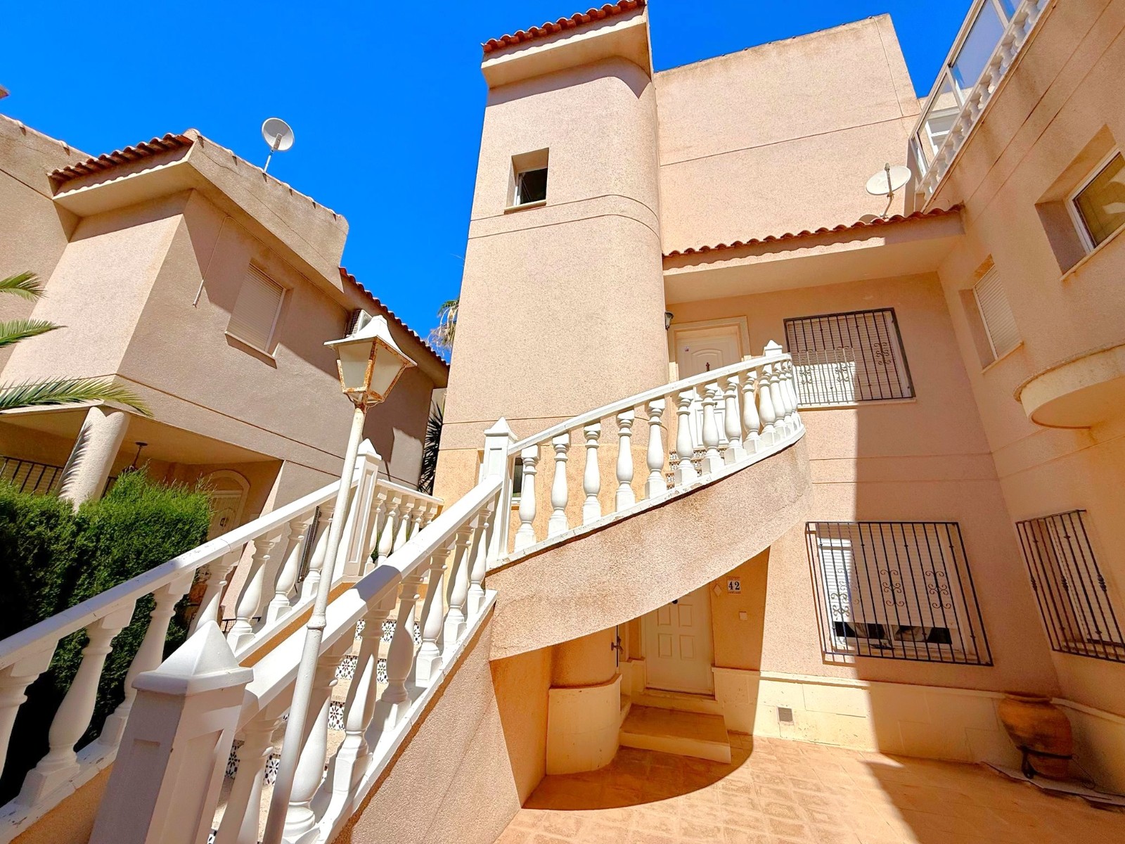 For sale - 2 Bedroom 1 Bathroom Duplex in Orihuela Costa - Playa Flamenca  - Alicante