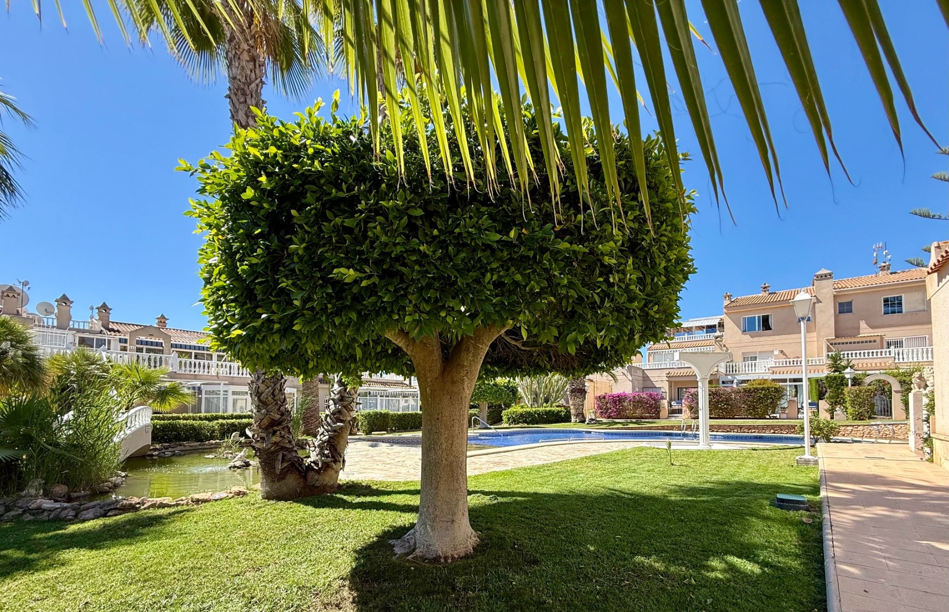 For sale - 2 Bedroom 1 Bathroom Duplex in Orihuela Costa - Playa Flamenca  - Alicante