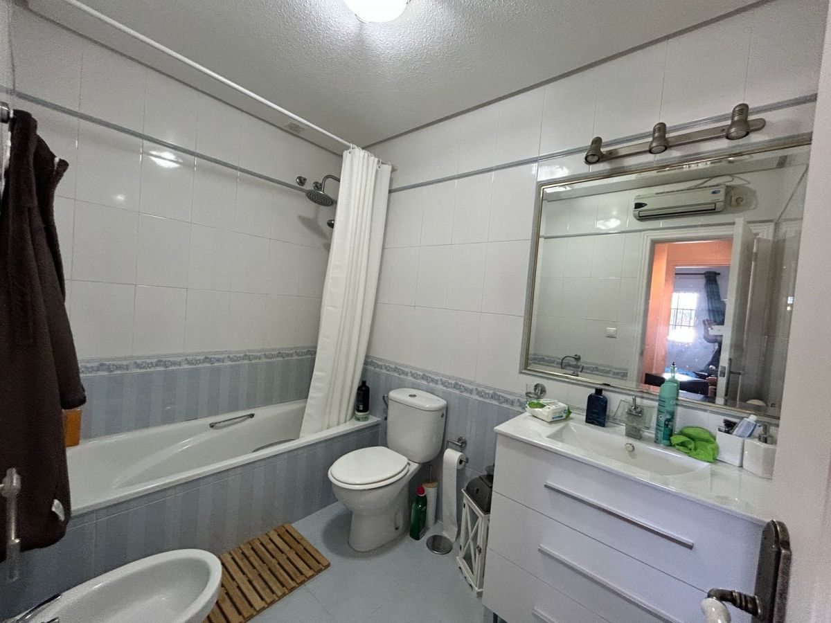 For sale - 3 Bedroom 2 Bathroom Semi Detached in VILLAMARTIN - , VILLAMARTIN, Alicante, Spain - Alicante
