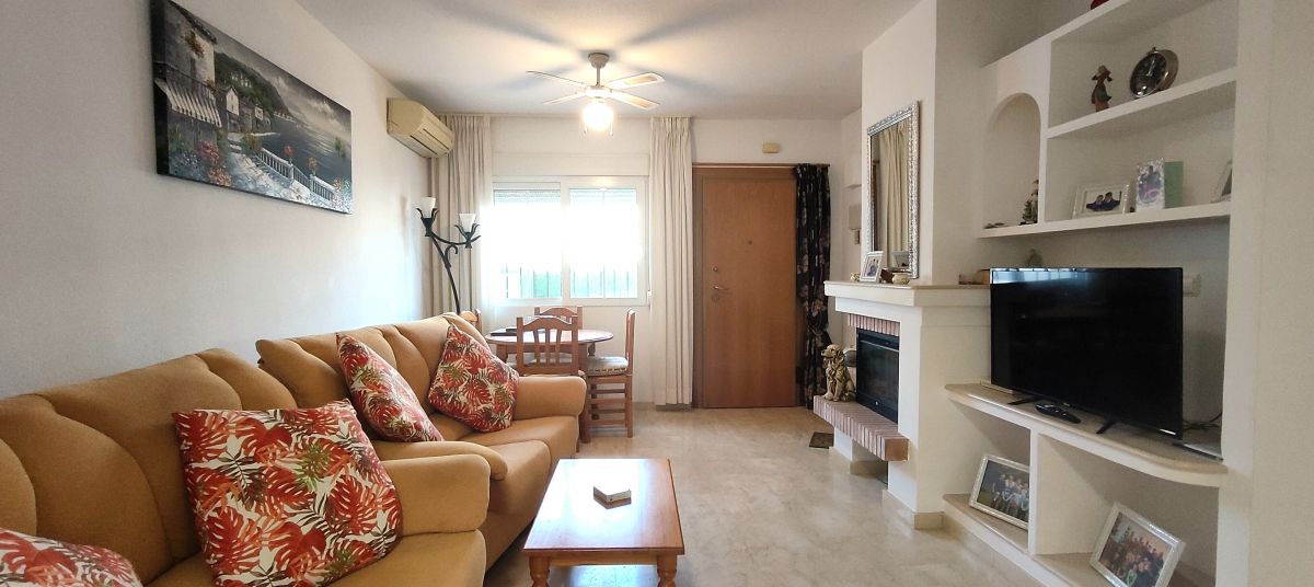 For sale - 2 Bedroom 2 Bathroom Townhouse in Villamartin - Alicante, Spain - Alicante