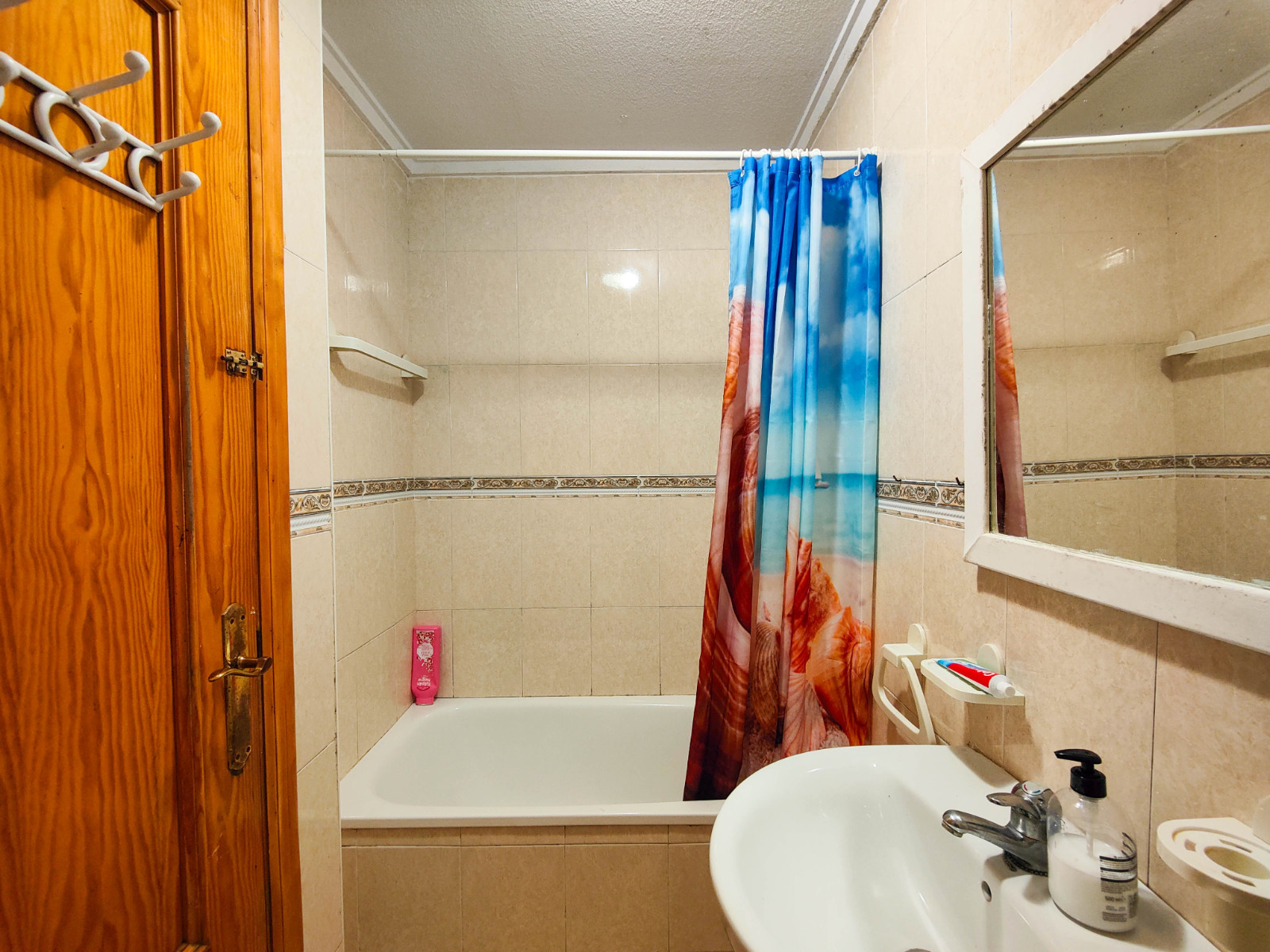 For sale - 2 Bedroom 1 Bathroom Apartment in Torrevieja - Antonio Machado  - Alicante