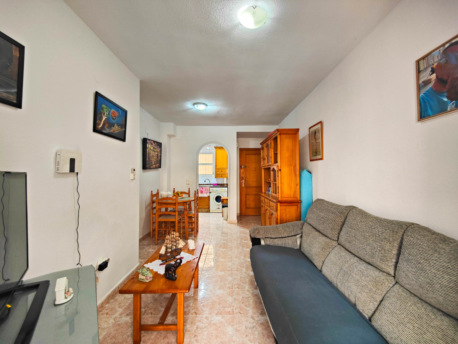 For sale - 2 Bedroom 1 Bathroom Apartment in Torrevieja - Antonio Machado  - Alicante
