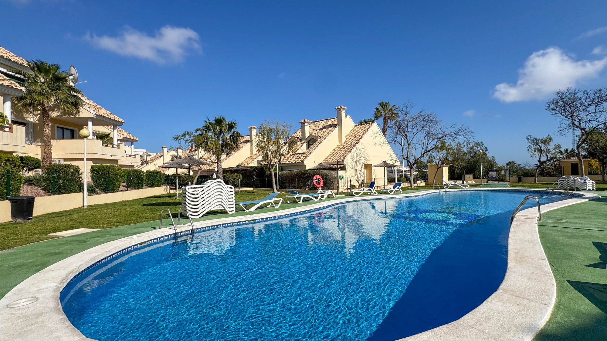 For sale - 2 Bedroom 2 Bathroom Apartment in Orihuela Costa - Lomas de Cabo Roig  - Alicante