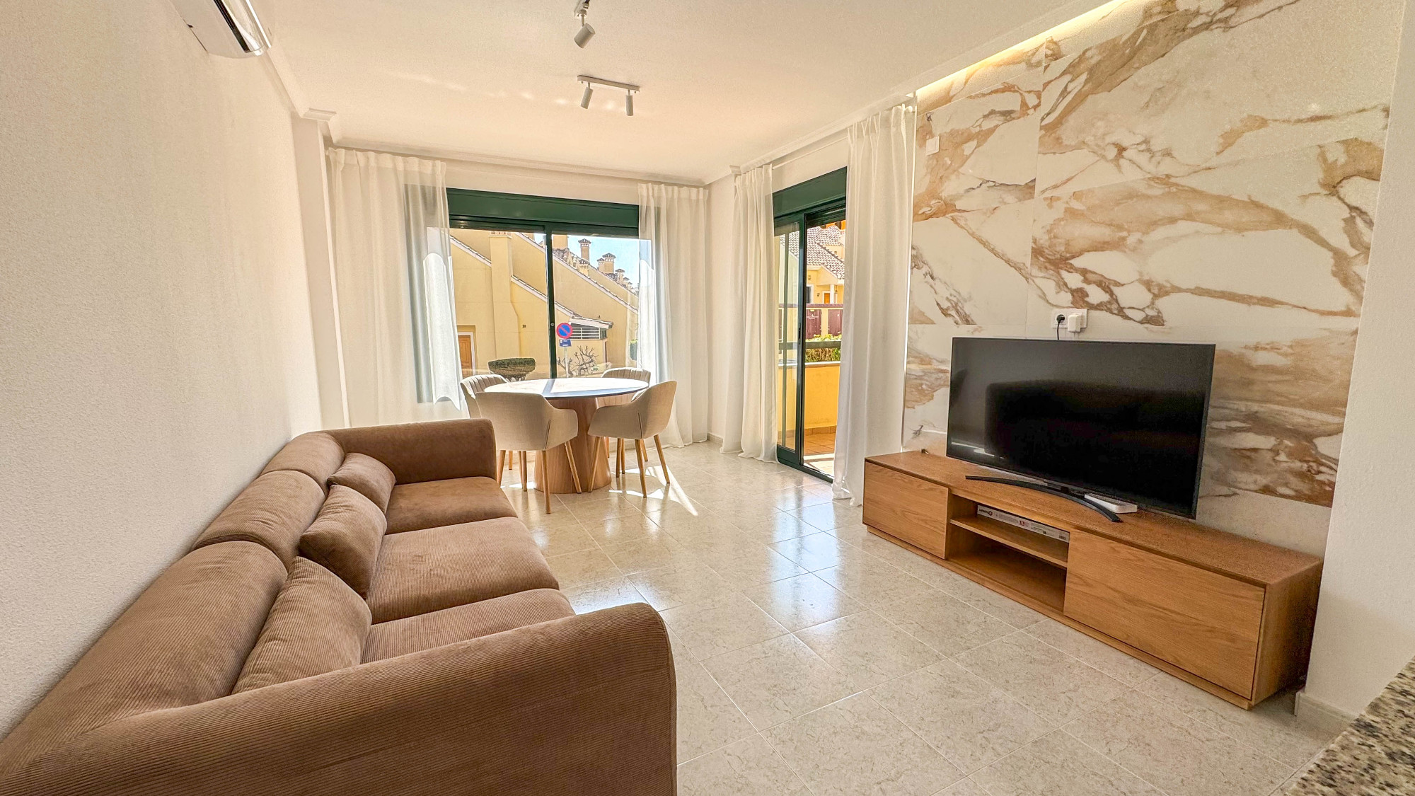 For sale - 2 Bedroom 2 Bathroom Apartment in Orihuela Costa - Lomas de Cabo Roig  - Alicante