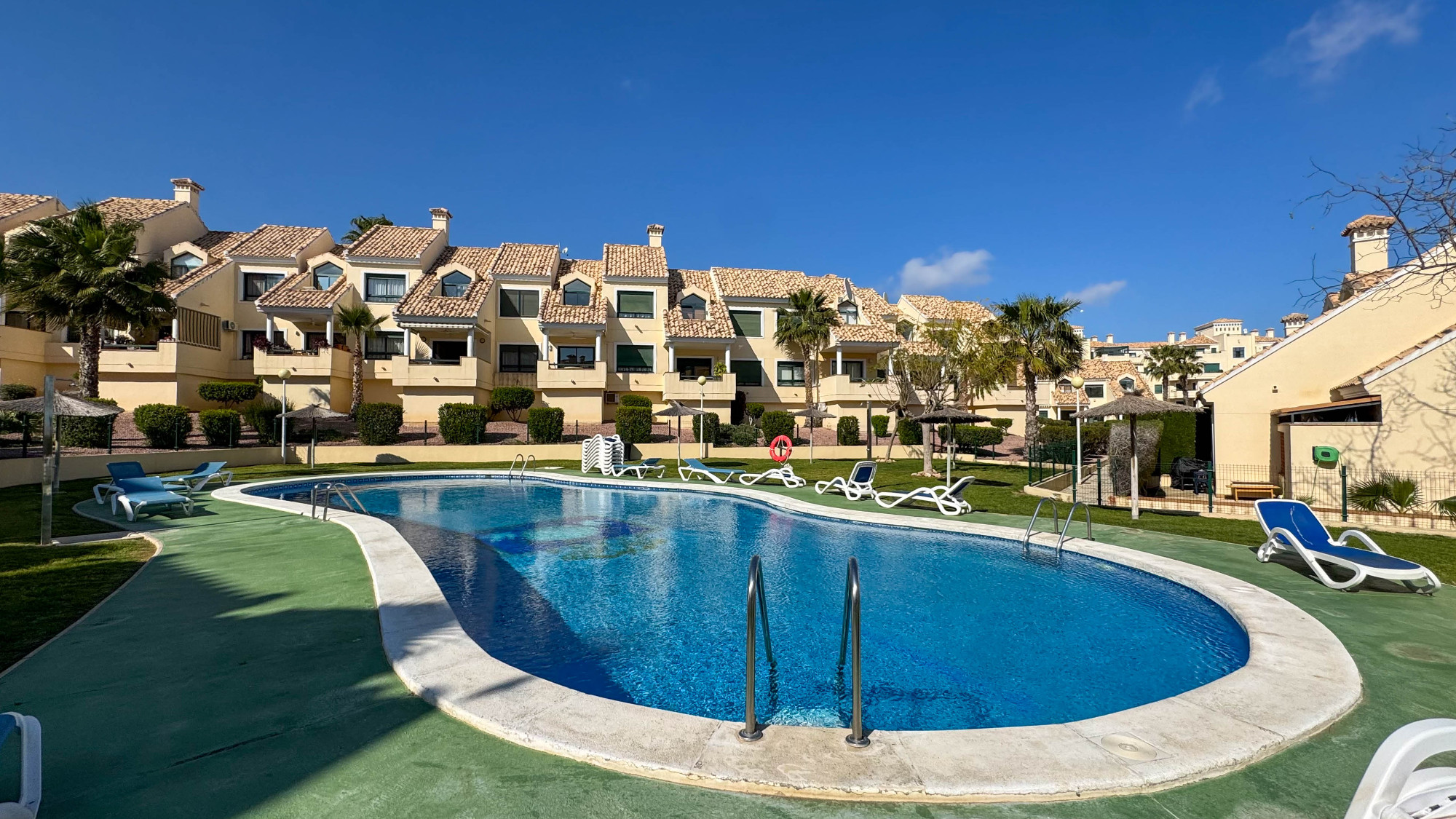For sale - 2 Bedroom 2 Bathroom Apartment in Orihuela Costa - Lomas de Cabo Roig  - Alicante