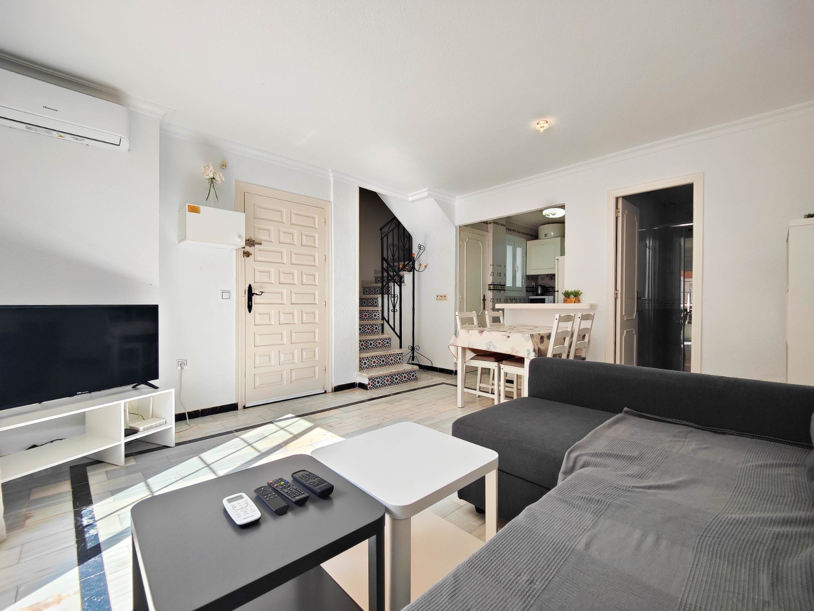 For sale - 2 Bedroom 2 Bathroom Penthouse in Torrevieja - La Mata  - Alicante