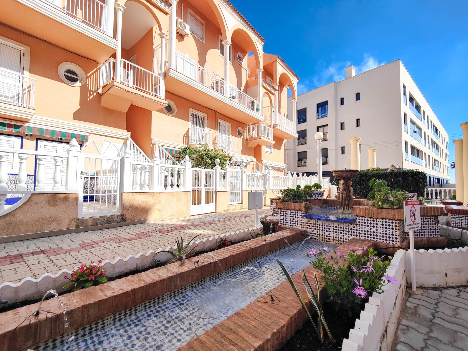 For sale - 2 Bedroom 2 Bathroom Penthouse in Torrevieja - La Mata  - Alicante