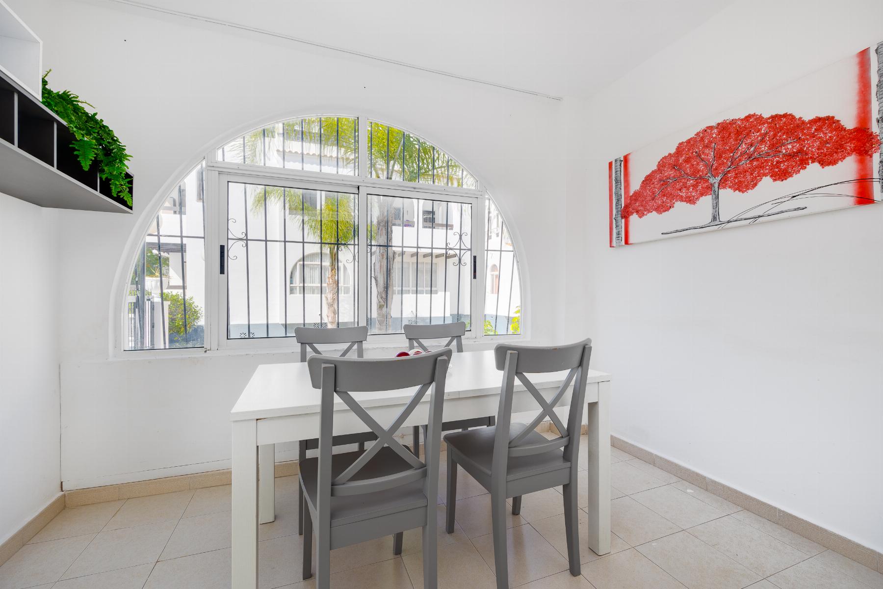 For sale - 2 Bedroom 1 Bathroom Ground Floor apartment in Torrevieja - playa de los naufragos  - Alicante