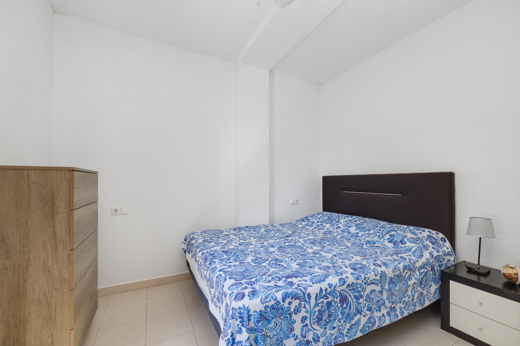 For sale - 2 Bedroom 1 Bathroom Ground Floor apartment in Torrevieja - playa de los naufragos  - Alicante
