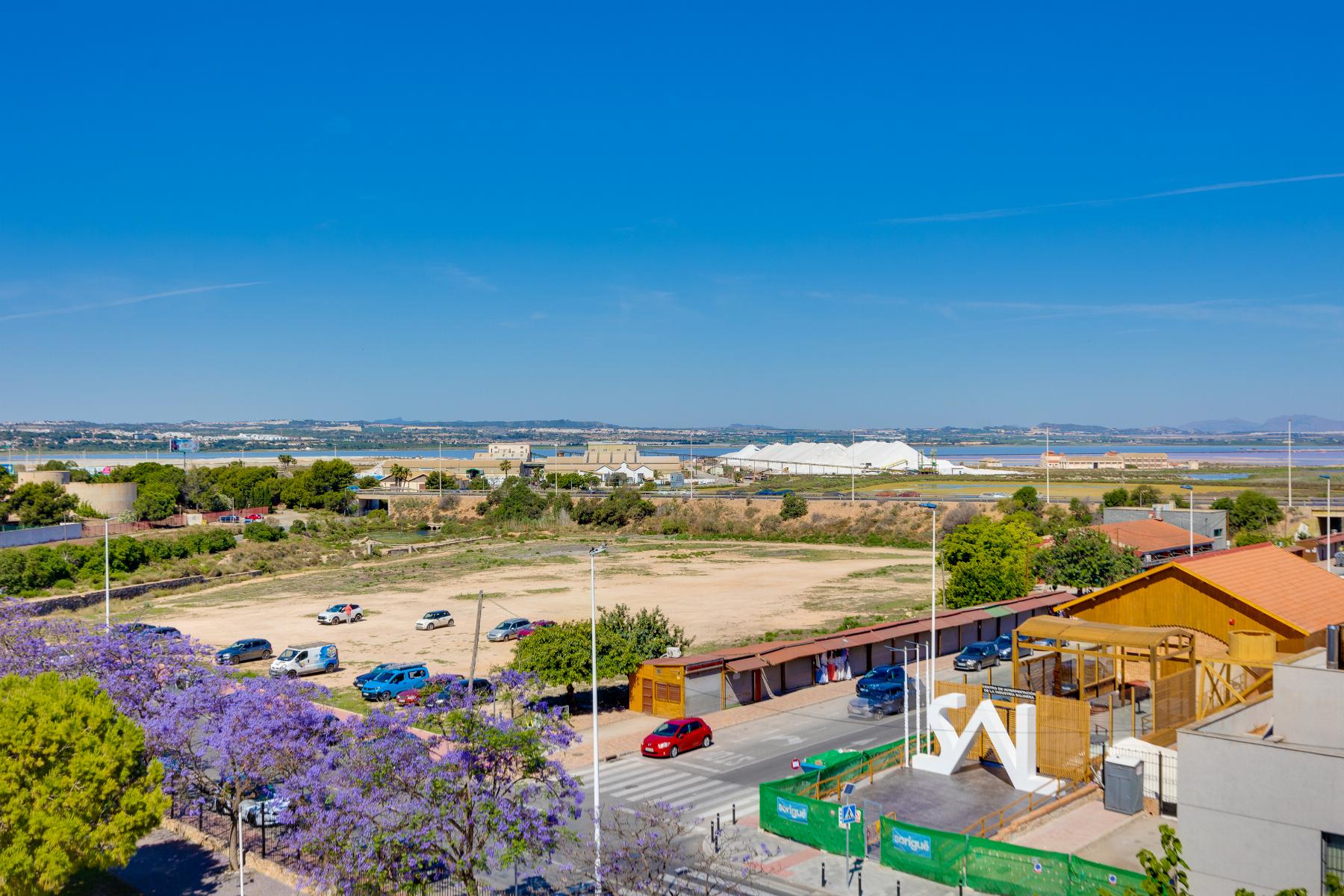 For sale - 2 Bedroom 1 Bathroom Apartament in Torrevieja - Playa del Acequión  - Alicante