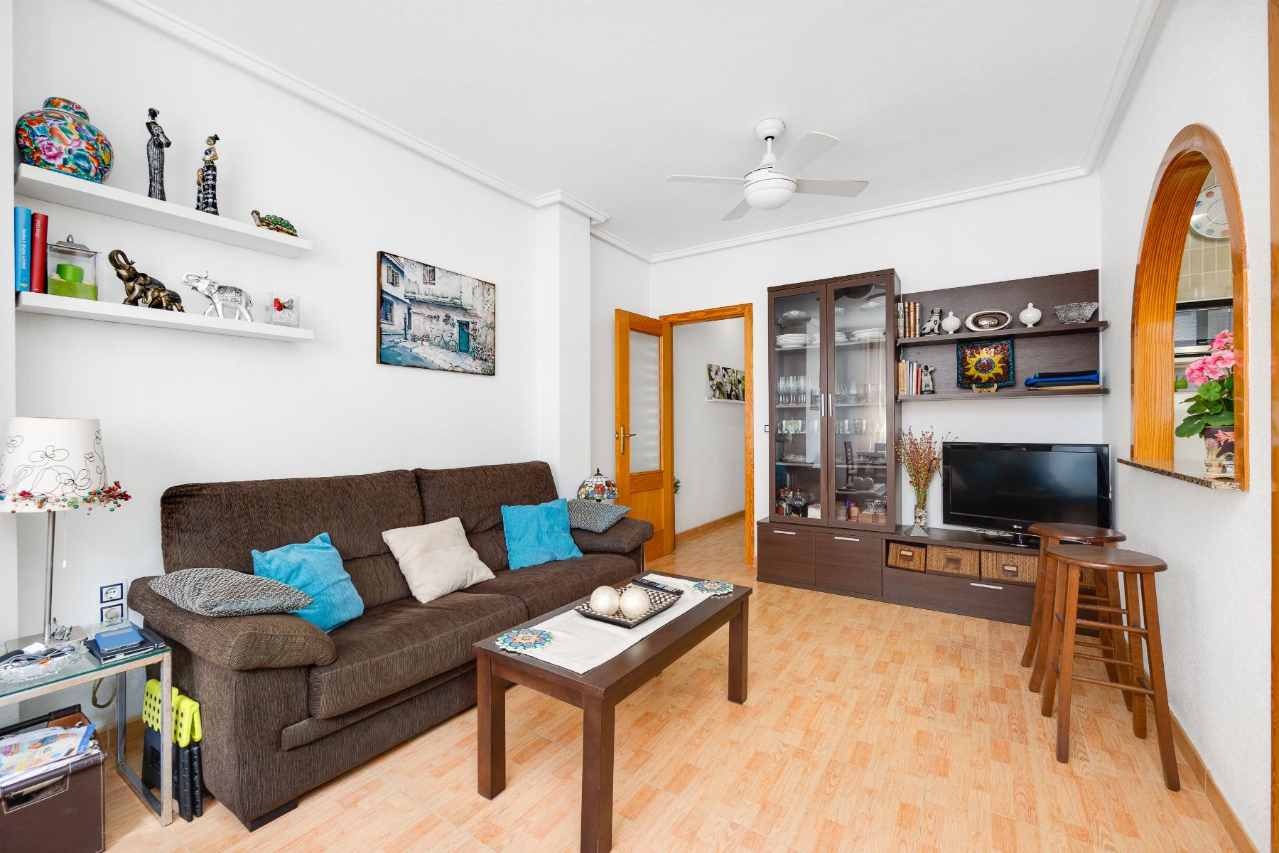 For sale - 2 Bedroom 1 Bathroom Apartament in Torrevieja - Playa del Acequión  - Alicante