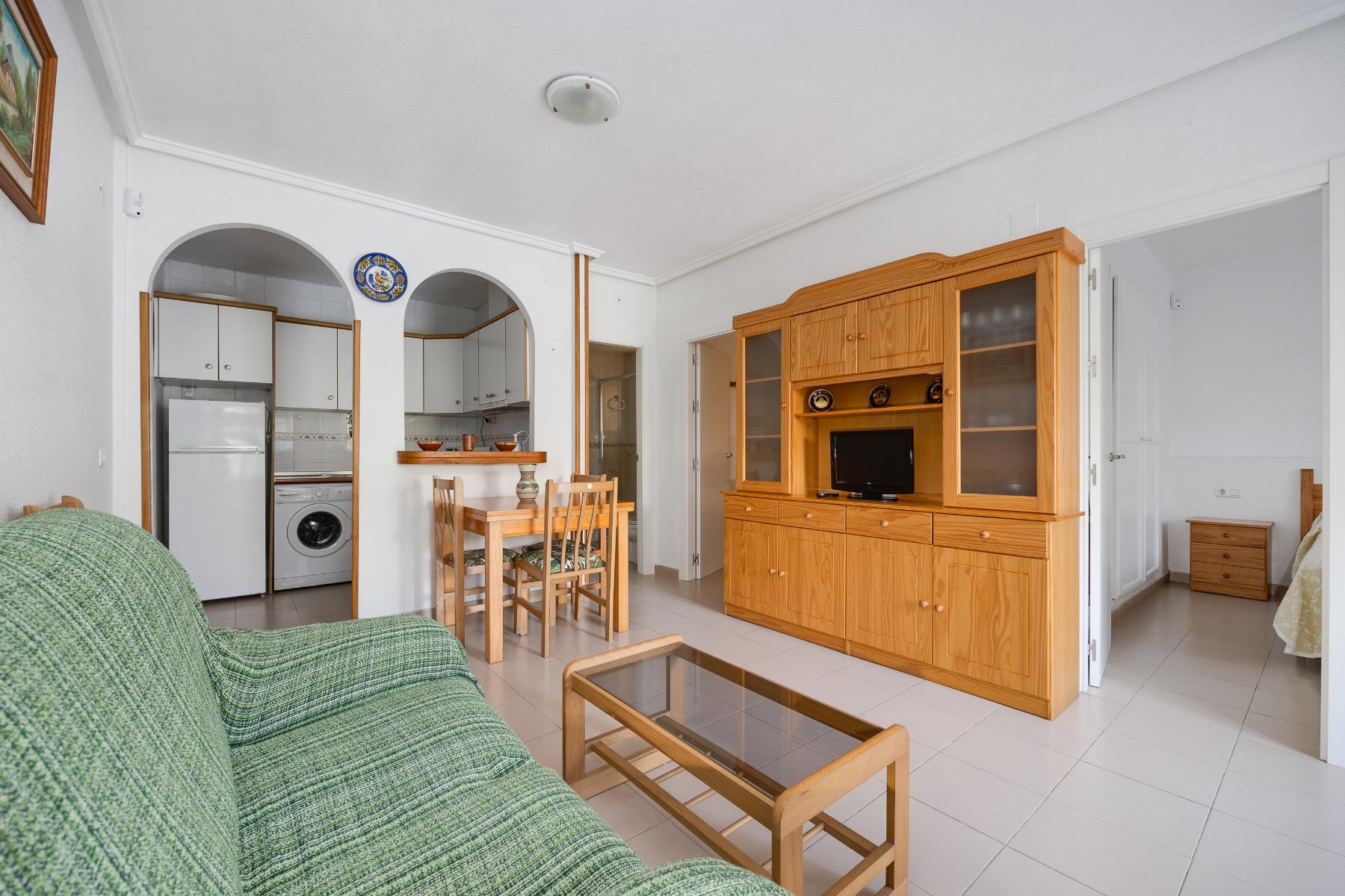 For sale - 2 Bedroom 1 Bathroom Ground floor apartment in Torrevieja - playa de los naufragos  - Alicante