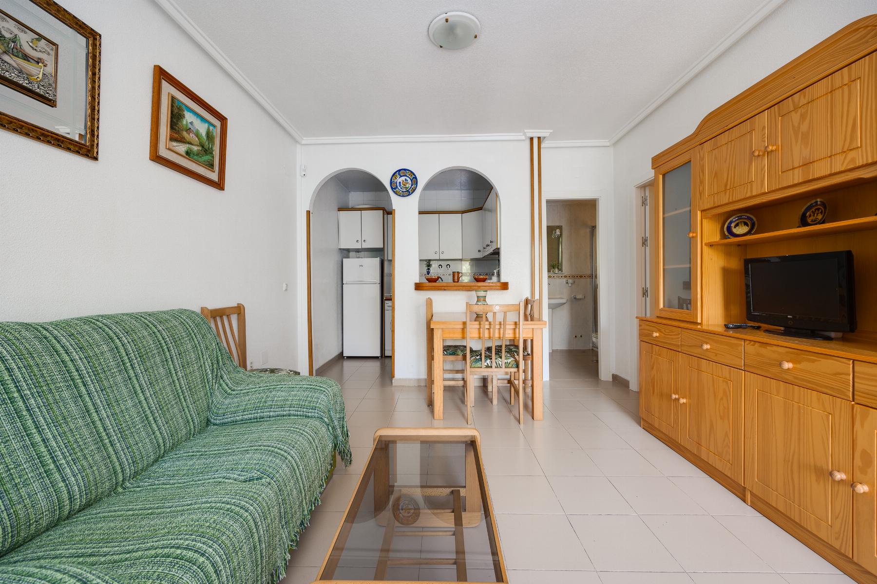 For sale - 2 Bedroom 1 Bathroom Ground floor apartment in Torrevieja - playa de los naufragos  - Alicante