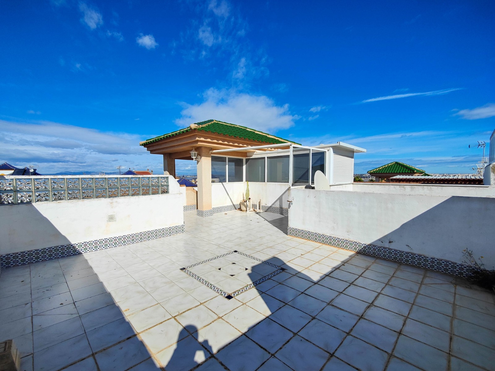 For sale - 1 Bedroom 1 Bathroom Top floor bungalow in Torrevieja - Punta Prima    - Alicante