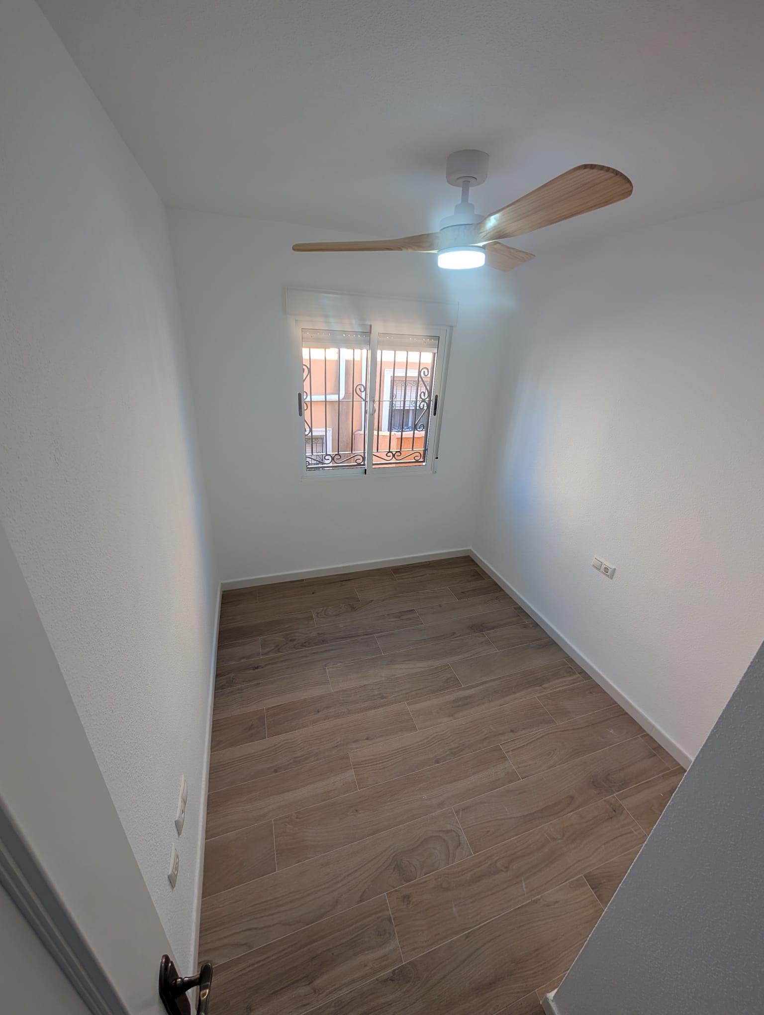 For sale - 3 Bedroom 2 Bathroom Chalet in Orihuela Costa - Dream Hills  - Alicante