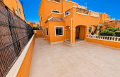 41-0311-2265/78001, 3 Bedroom 2 Bathroom Chalet in Orihuela Costa