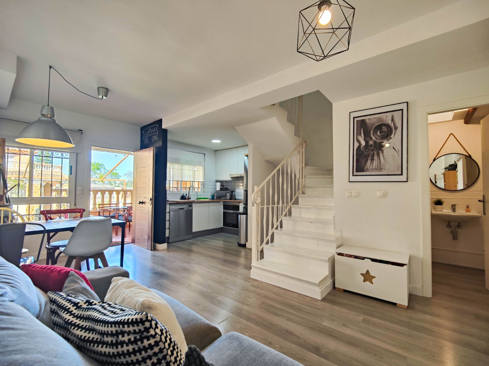 For sale - 4 Bedroom 3 Bathroom Townhouse in Guardamar del Segura - Guardamar - El Raso  - Alicante