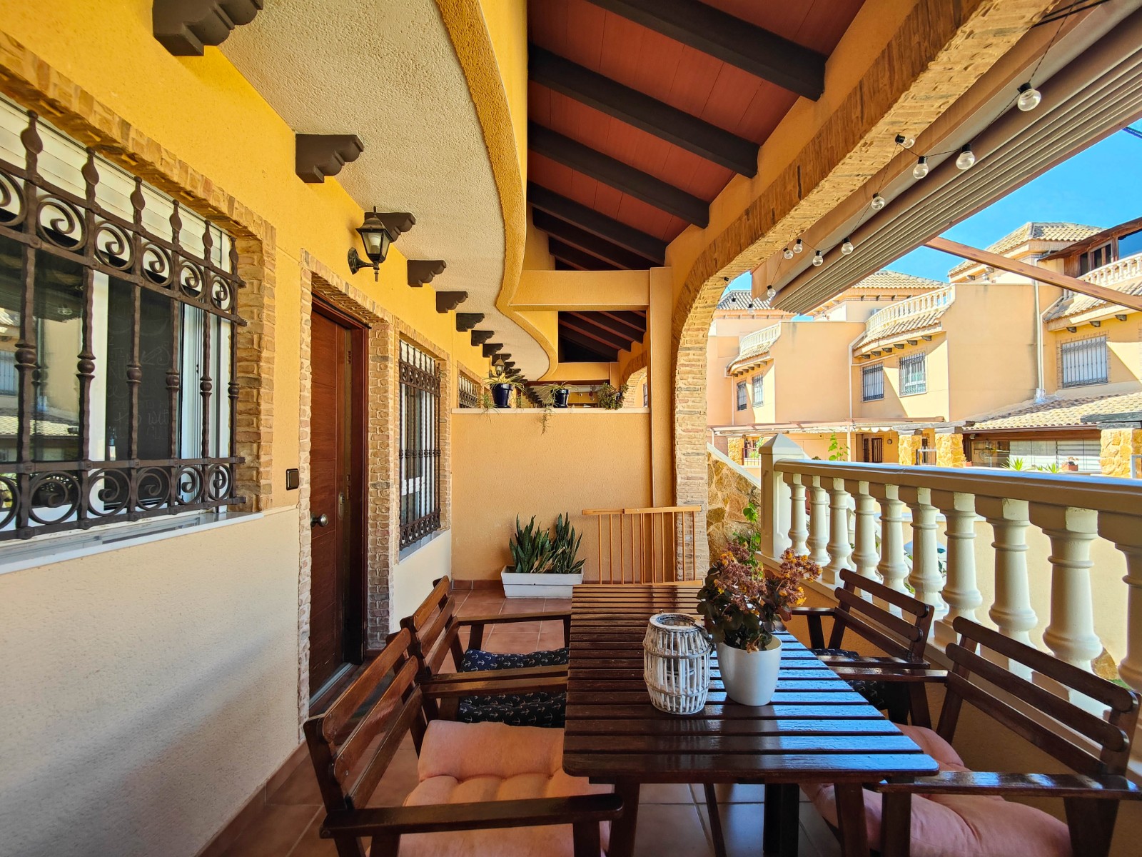 For sale - 4 Bedroom 3 Bathroom Townhouse in Guardamar del Segura - Guardamar - El Raso  - Alicante