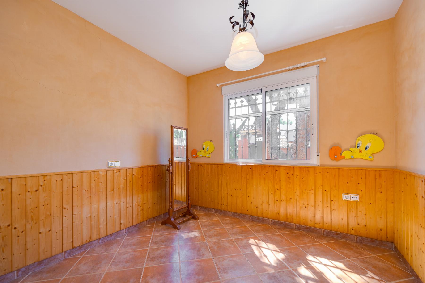 For sale - 5 Bedroom 3 Bathroom Chalet in San Miguel de Salinas - San Miguel de Salinas  - Alicante