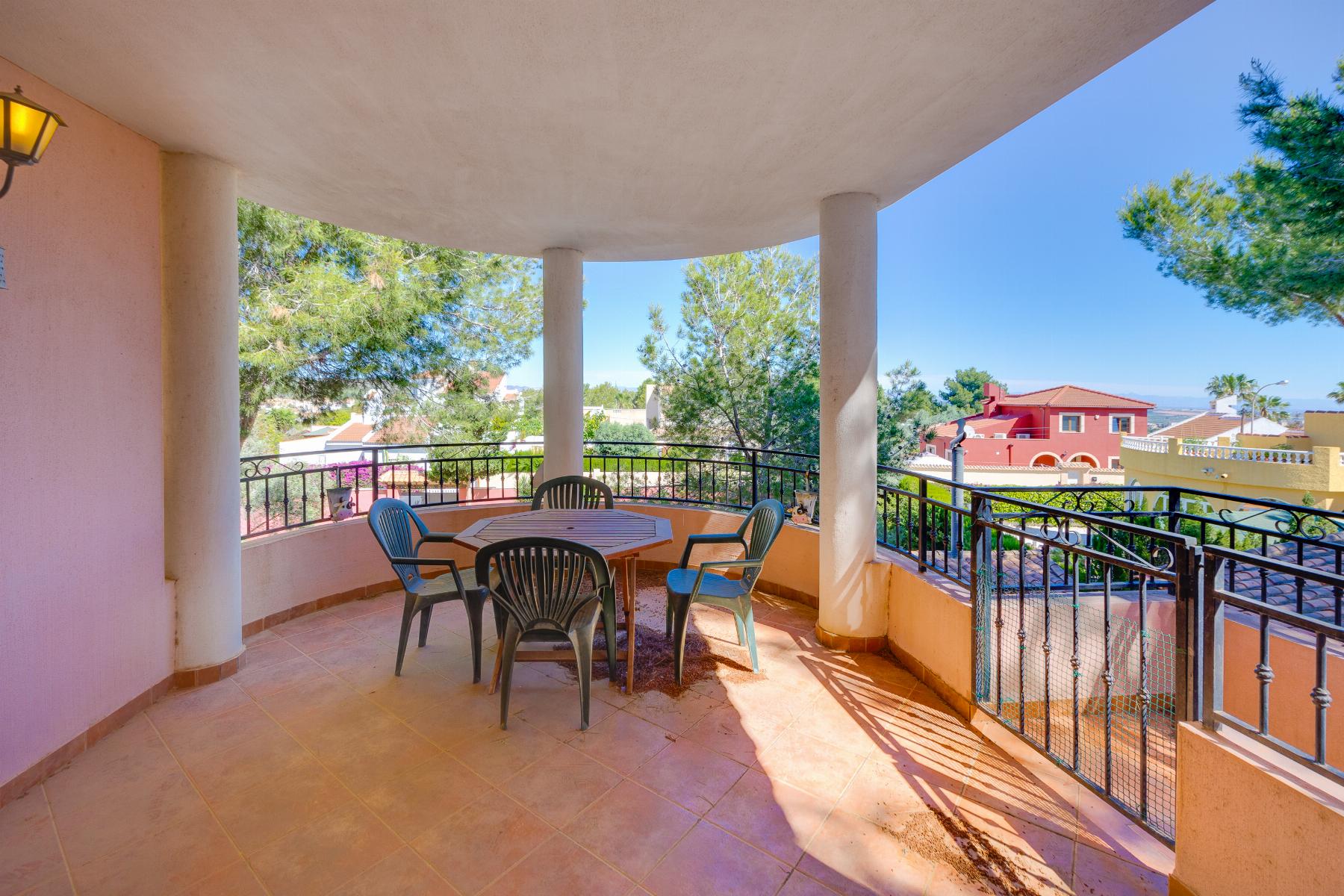 For sale - 5 Bedroom 3 Bathroom Chalet in San Miguel de Salinas - San Miguel de Salinas  - Alicante