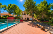 41-0311-2261/78006, 5 Bedroom 3 Bathroom Chalet in San Miguel de Salinas