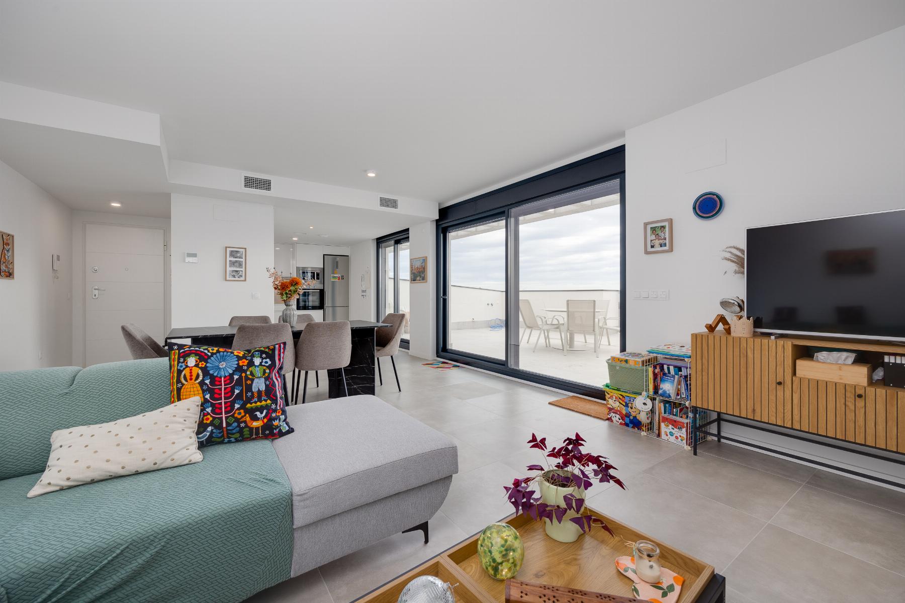 For sale - 3 Bedroom 2 Bathroom Atico in Orihuela Costa - Campoamor  - Alicante