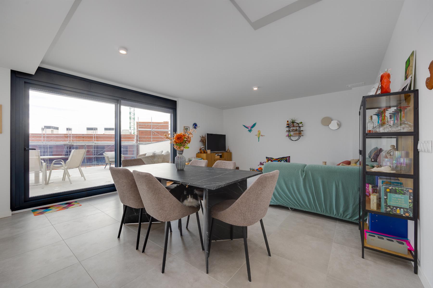 For sale - 3 Bedroom 2 Bathroom Atico in Orihuela Costa - Campoamor  - Alicante