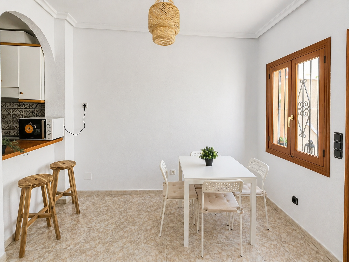 For sale - 2 Bedroom 1 Bathroom Apartamento in Orihuela Costa - Playa Flamenca  - Alicante