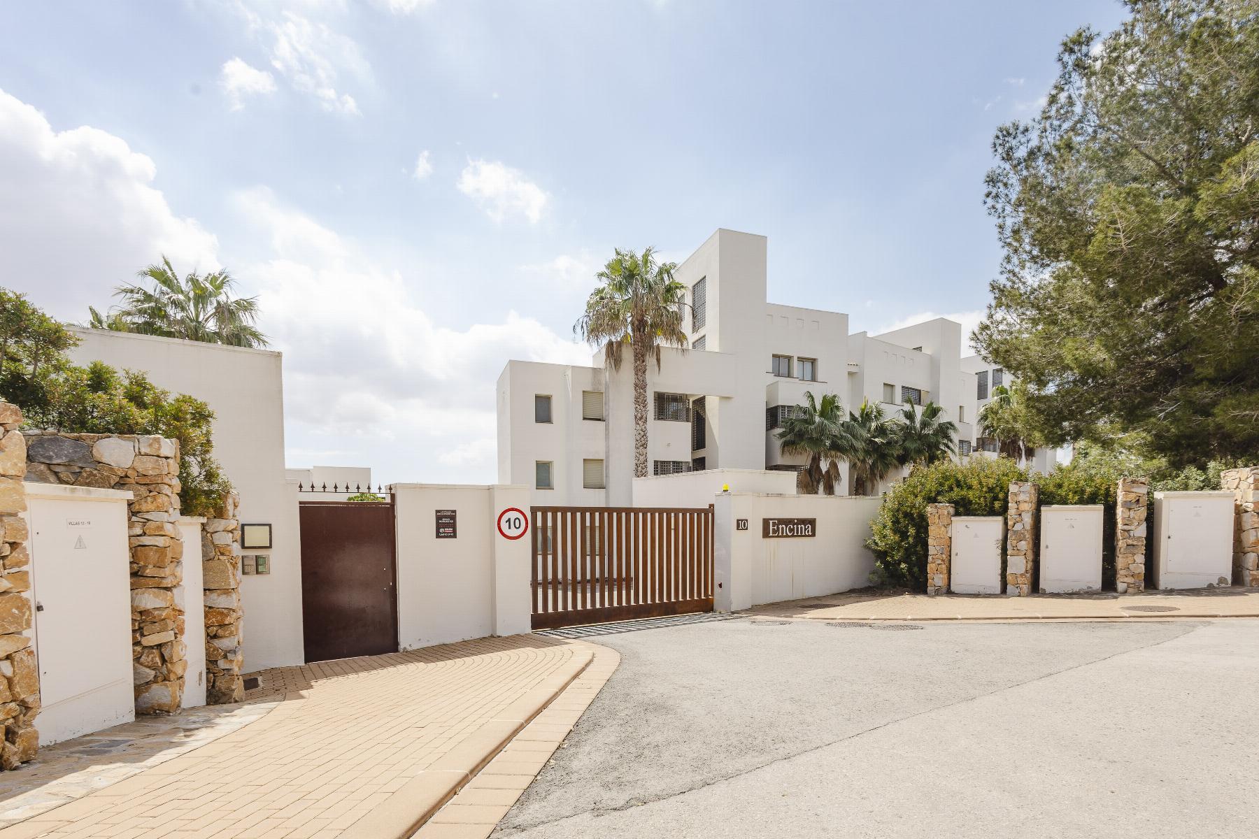 For sale - 2 Bedroom 2 Bathroom Penthouse in Las Colinas Golf - Las Colinas Golf  - Alicante