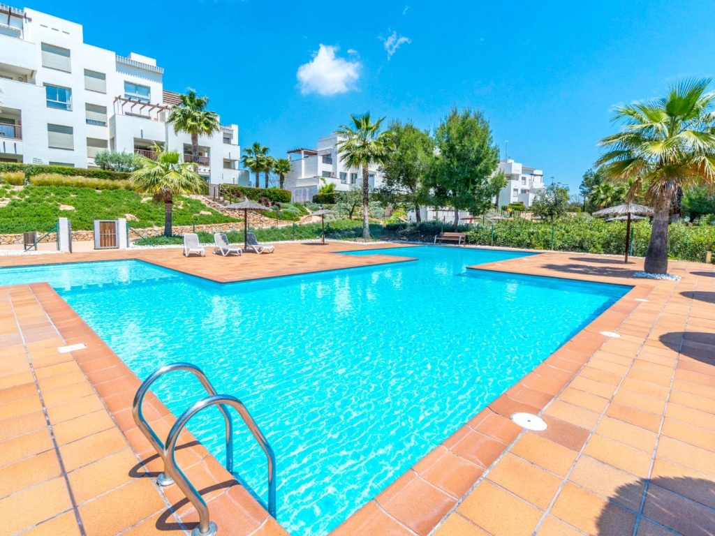 2 Bedroom 2 Bathroom Penthouse in Las Colinas Golf