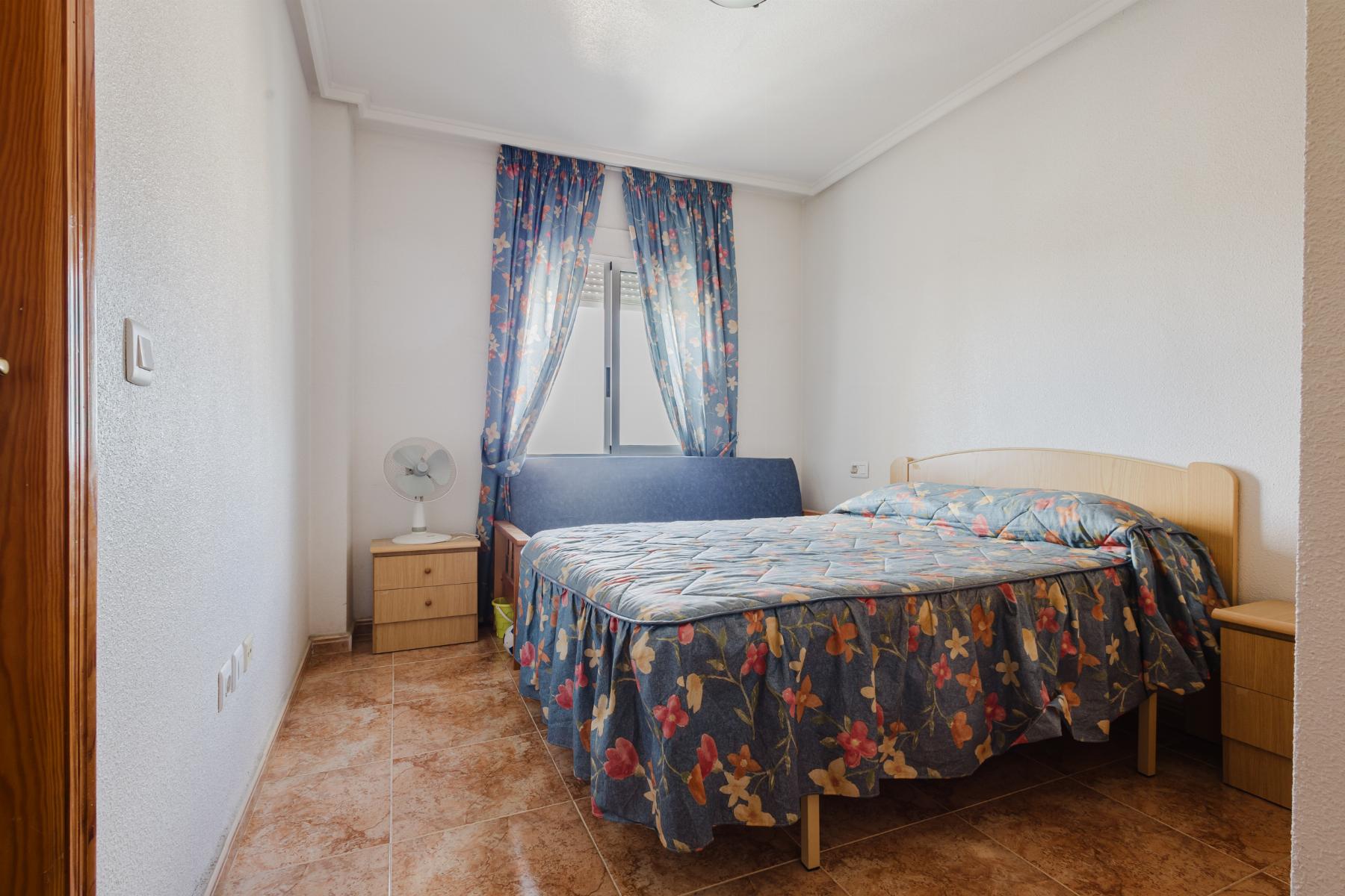 For sale - 3 Bedroom 2 Bathroom Apartament in Torrevieja - Parque de Las Naciones  - Alicante