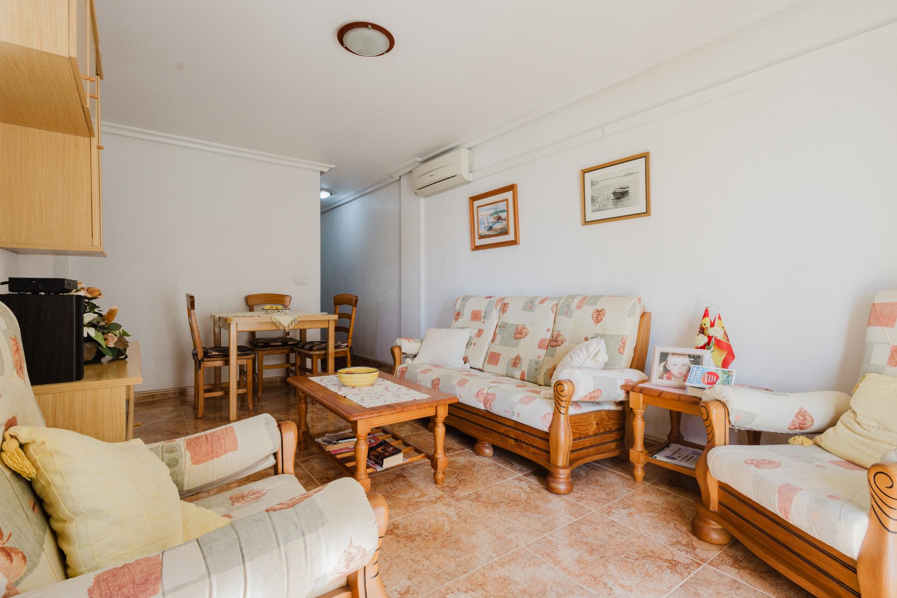 For sale - 3 Bedroom 2 Bathroom Apartament in Torrevieja - Parque de Las Naciones  - Alicante