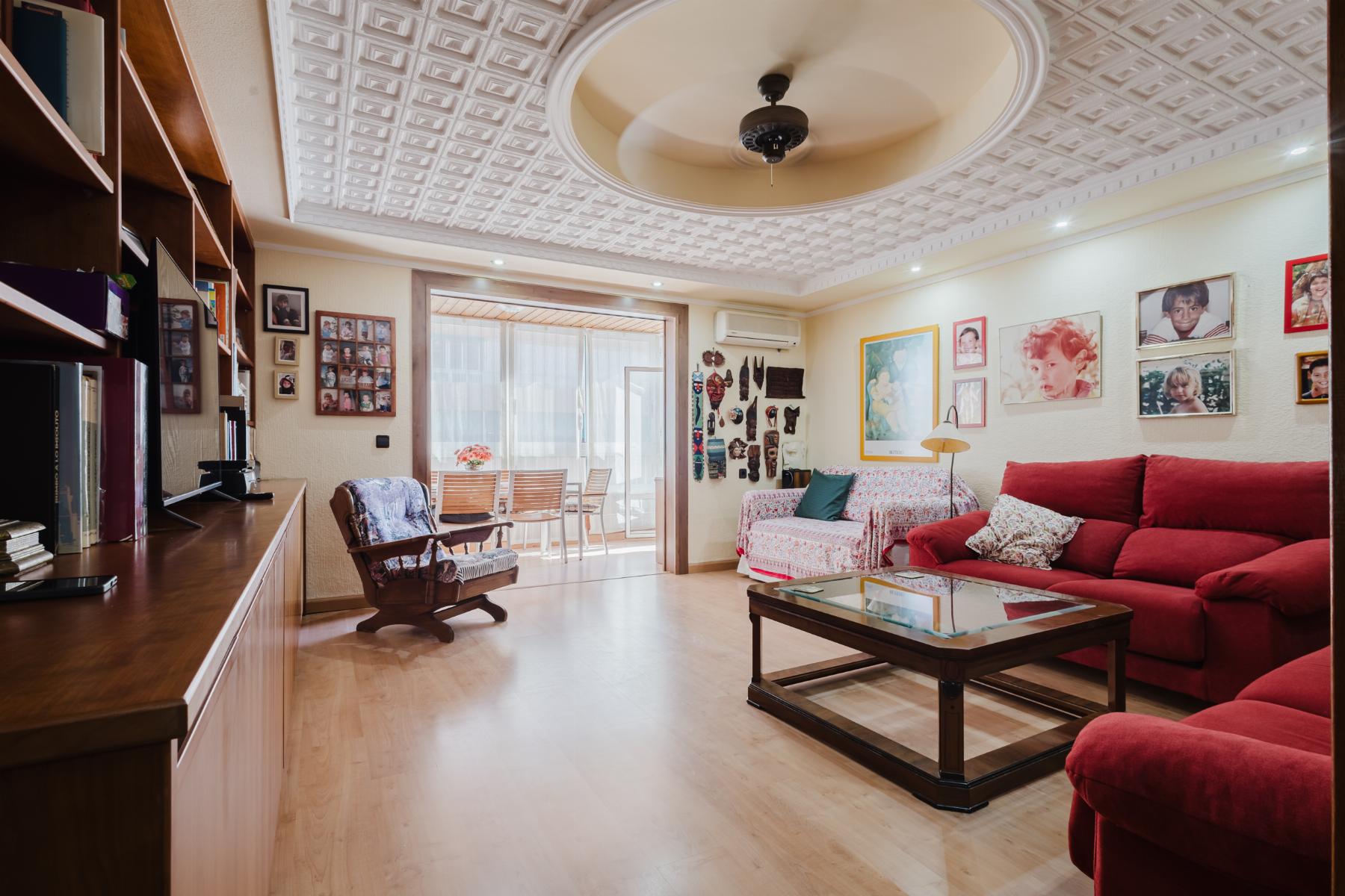 For sale - 3 Bedroom 2 Bathroom Apartamento in Torrevieja - Playa del Acequión  - Alicante
