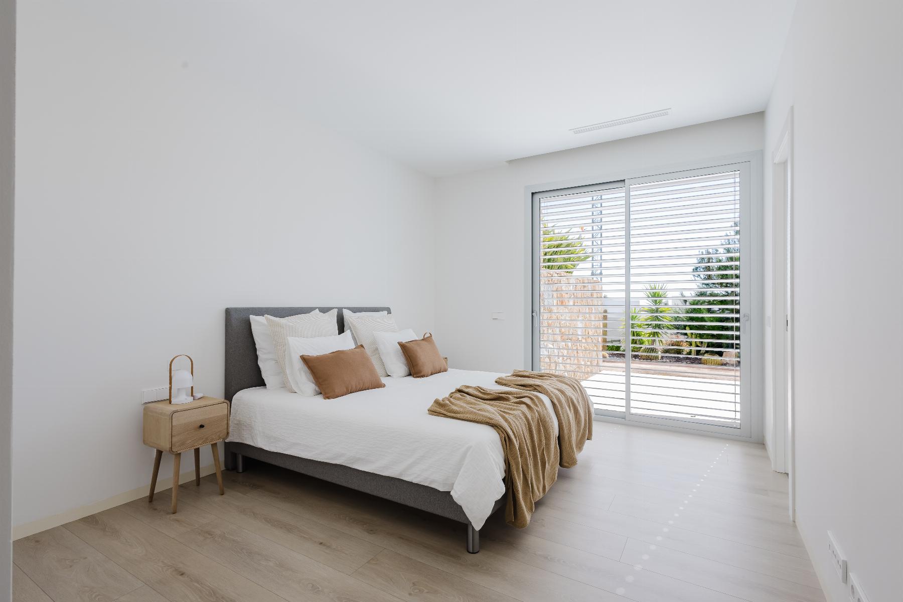 For sale - 5 Bedroom 6 Bathroom Villa in Orihuela Costa - Las Colinas Golf  - Alicante