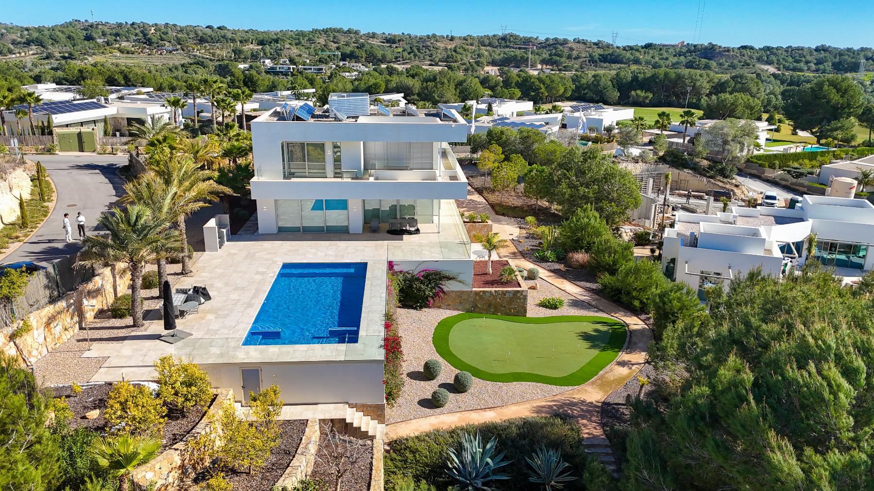 For sale - 5 Bedroom 6 Bathroom Villa in Orihuela Costa - Las Colinas Golf  - Alicante