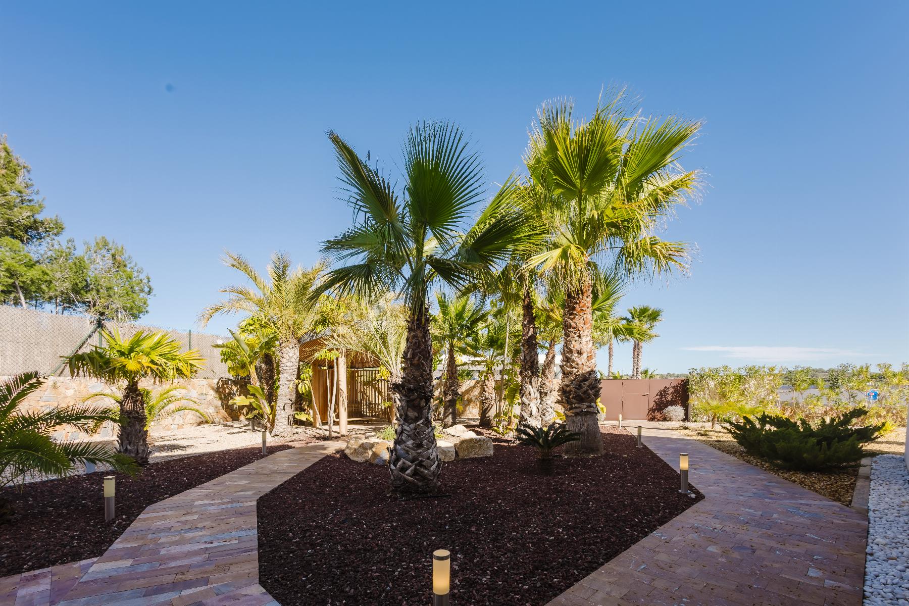 For sale - 5 Bedroom 6 Bathroom Villa in Orihuela Costa - Las Colinas Golf  - Alicante