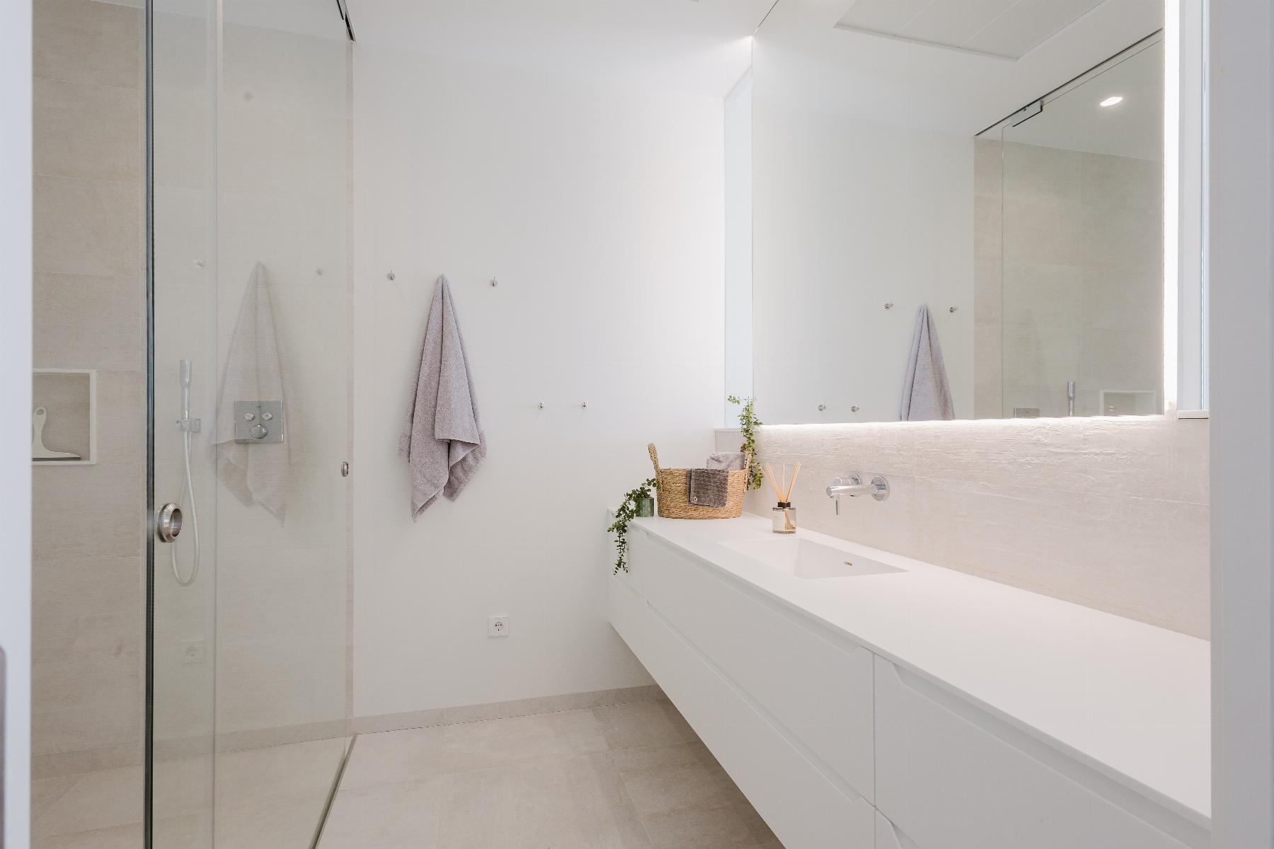 For sale - 5 Bedroom 6 Bathroom Villa in Orihuela Costa - Las Colinas Golf  - Alicante